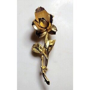 Vintage Gold Tone Rose Pin/Brooch Valentines Valentine